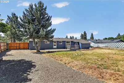 717 NE High St, Goldendale, WA 98620 - Photo 3