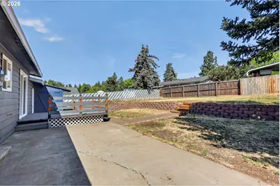 717 NE High St, Goldendale, WA 98620 - Photo 41