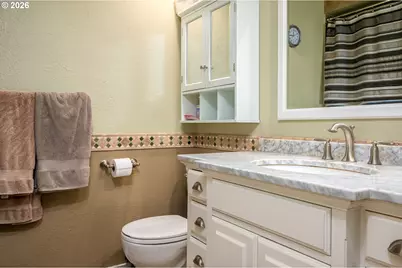 4558 Treeside Ct, Salem, OR 97305 - Photo 17