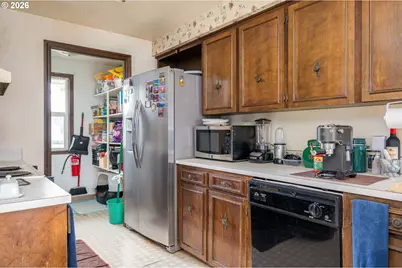 4558 Treeside Ct, Salem, OR 97305 - Photo 3