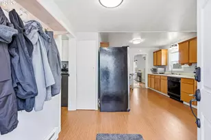 896 5th St, Lafayette, OR 97127 - Photo 3