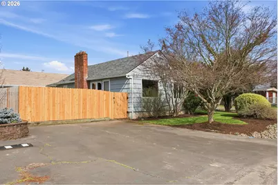 896 5th St, Lafayette, OR 97127 - Photo 27