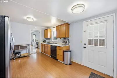 896 5th St, Lafayette, OR 97127 - Photo 7