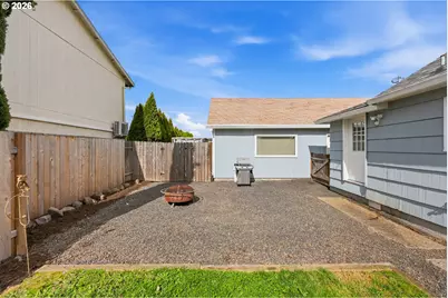 896 5th St, Lafayette, OR 97127 - Photo 23