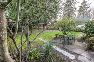 9436 NE Prescott St, Portland, OR 97220 - Photo 25