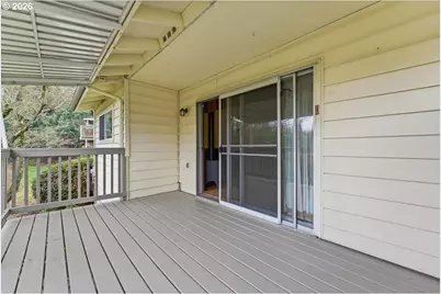 15037 NE Siskiyou Ct, Portland, OR 97230 - Photo 7