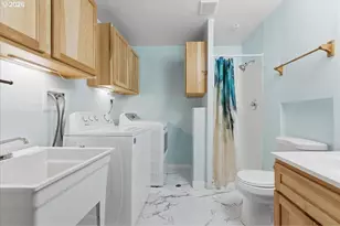 15037 NE Siskiyou Ct, Portland, OR 97230 - Photo 33