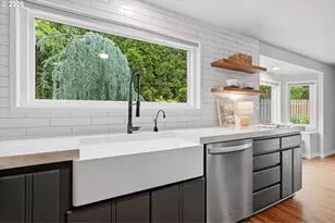 11765 SW Springwood Dr, Portland, OR 97223 - Photo 25