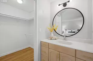 11765 SW Springwood Dr, Portland, OR 97223 - Photo 35