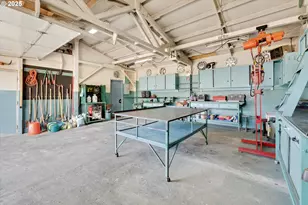 18149 SE Pine St, Portland, OR 97233 - Photo 27