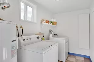 18149 SE Pine St, Portland, OR 97233 - Photo 23