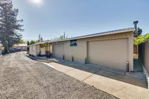 18149 SE Pine St, Portland, OR 97233 - Photo 31