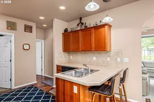 837 SE Bayshore Cir, Corvallis, OR 97333 - Photo 9