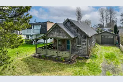 209 5th St NE, Long Beach, WA 98631 - Photo 5