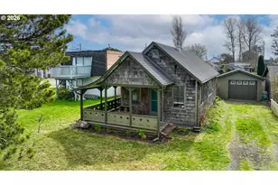 209 5th St NE, Long Beach, WA 98631 - Photo 5