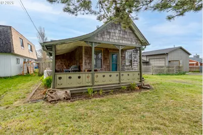 209 5th St NE, Long Beach, WA 98631 - Photo 3