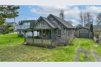 209 5th St NE, Long Beach, WA 98631 - Photo 1