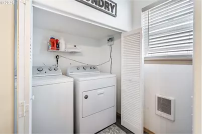 8253 N Bliss St, Portland, OR 97203 - Photo 27