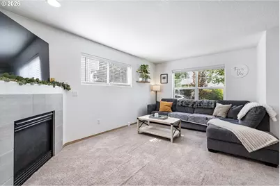 8253 N Bliss St, Portland, OR 97203 - Photo 9
