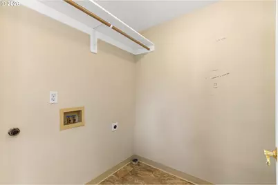 1268 E Spencer Ct, La Center, WA 98629 - Photo 17