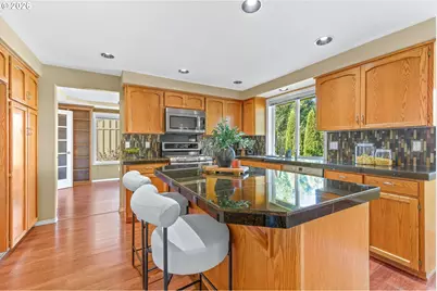 1268 E Spencer Ct, La Center, WA 98629 - Photo 9