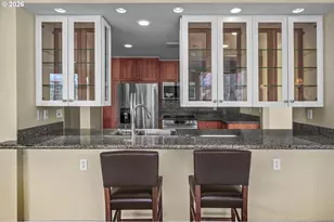 1132 SW 19th Ave, Portland, OR 97205 - Photo 11