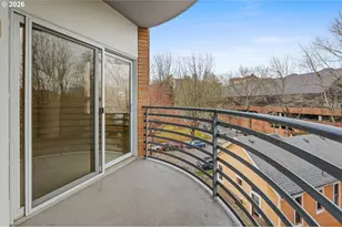 1132 SW 19th Ave, Portland, OR 97205 - Photo 7