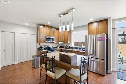 1798 Allea Dr, Eugene, OR 97404 - Photo 9