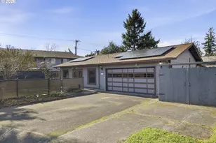 4015 SE 171st Ave, Portland, OR 97236 - Photo 3
