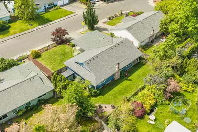 18125 NW Fieldstone Dr, Beaverton, OR 97006 - Photo 39