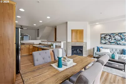 8329 SW 24th Ave, Portland, OR 97219 - Photo 7