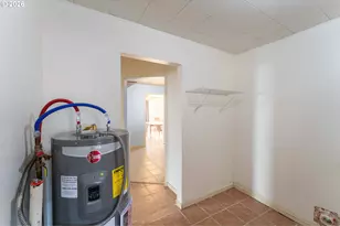 11511 SE Harold St, Portland, OR 97266 - Photo 25