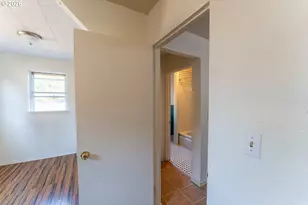 11511 SE Harold St, Portland, OR 97266 - Photo 17