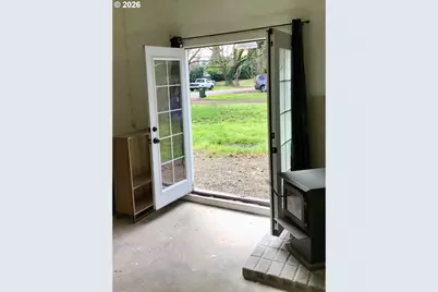 3955 E 17th Ave, Eugene, OR 97403 - Photo 7