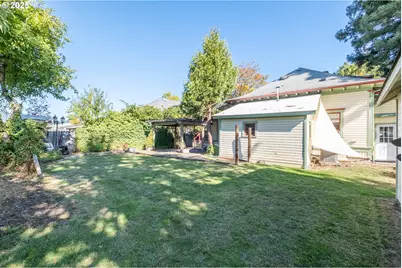 1119 Ash St, Brownsville, OR 97327 - Photo 35