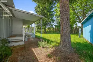 612 N Cascade Dr, Woodburn, OR 97071 - Photo 31
