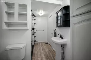 612 N Cascade Dr, Woodburn, OR 97071 - Photo 23