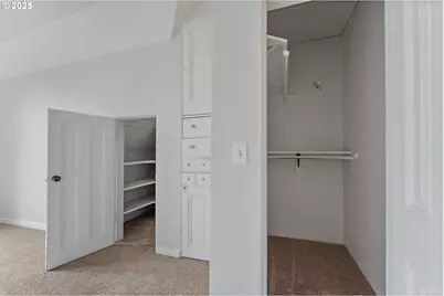 2406 SE Yamhill St, Portland, OR 97214 - Photo 19