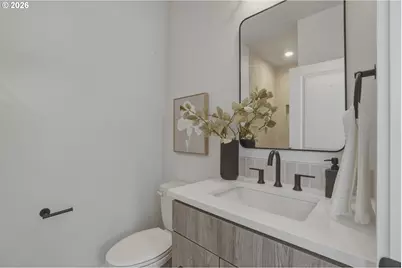 6179 N Albina Ave, Portland, OR 97217 - Photo 9