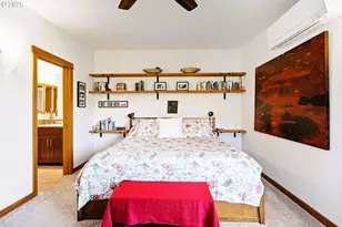 515 E 4th St, Hood River, OR 97031 - Photo 35