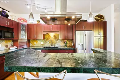 515 E 4th St #2, Hood River, OR 97031 - Photo 29