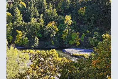 515 E 4th St #2, Hood River, OR 97031 - Photo 21