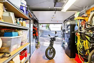 515 E 4th St, Hood River, OR 97031 - Photo 45