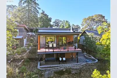 515 E 4th St #2, Hood River, OR 97031 - Photo 5