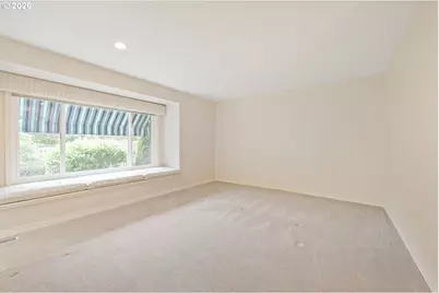 8220 SW Fairway Dr, Wilsonville, OR 97070 - Photo 13