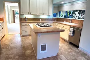 8220 SW Fairway Dr, Wilsonville, OR 97070 - Photo 5