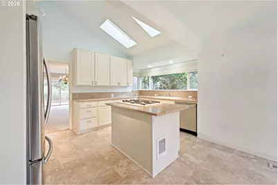 8220 SW Fairway Dr, Wilsonville, OR 97070 - Photo 9