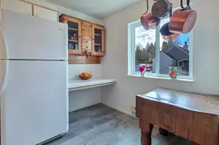 5225 Jean Rd, Lake Oswego, OR 97035 - Photo 11