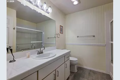 5225 Jean Rd #205, Lake Oswego, OR 97035 - Photo 17