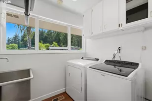 13001 NE Brazee St, Portland, OR 97230 - Photo 21
